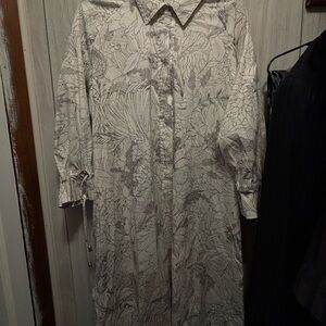 Chico's White and Gray Botanical Long Sleeve Dress